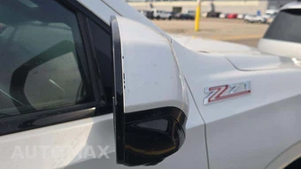 2025 Chevrolet Suburban Z71 2Z7 - miniatura 20