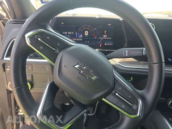 2025 Chevrolet Suburban Z71 2Z7 - miniatura 10