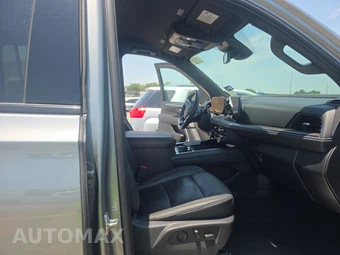 2025 Chevrolet Suburban Z71 2Z7 - miniatura 8