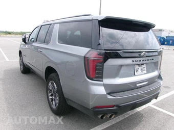 2025 Chevrolet Suburban Z71 2Z7 - miniatura 10