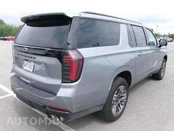 2025 Chevrolet Suburban Z71 2Z7 - miniatura 12