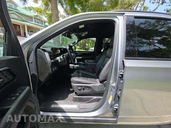 2025 Chevrolet Suburban Z71 2Z7 - miniatura 6