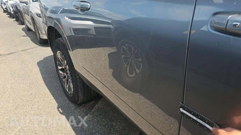 2025 Chevrolet Suburban Z71 2Z7 - miniatura 28
