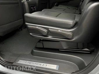 2025 Chevrolet Suburban Z71 2Z7 - miniatura 29