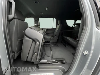 2025 Chevrolet Suburban Z71 2Z7 - miniatura 30