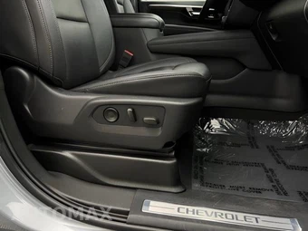 2025 Chevrolet Suburban Z71 2Z7 - miniatura 38