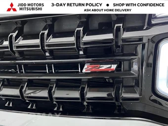 2025 Chevrolet Suburban Z71 2Z7 - miniatura 48