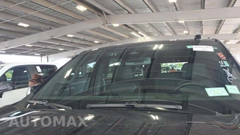 2025 Chevrolet Suburban Z71 2Z7 - miniatura 28