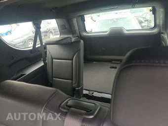2025 Chevrolet Suburban Z71 2Z7 - miniatura 14