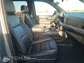2025 Chevrolet Suburban Z71 2Z7 - miniatura 8