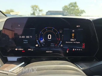 2025 Chevrolet Suburban Z71 2Z7 - miniatura 12