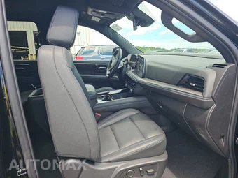 2025 Chevrolet Suburban Z71 2Z7 - miniatura 8