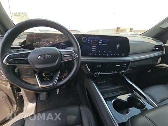 2025 Chevrolet Suburban Z71 2Z7 - miniatura 11