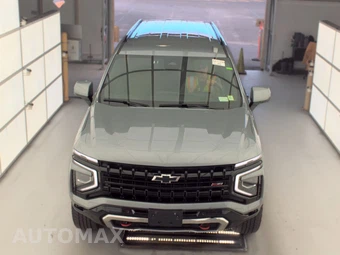 2025 Chevrolet Suburban Z71 2Z7 - miniatura 2