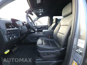 2025 Chevrolet Suburban Z71 2Z7 - miniatura 7
