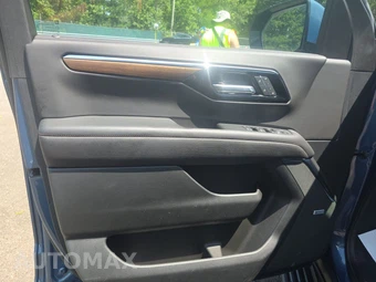 2025 Chevrolet Tahoe High Country 3LZ - miniatura 9