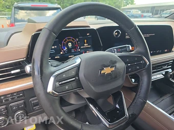 2025 Chevrolet Tahoe High Country 3LZ - miniatura 10