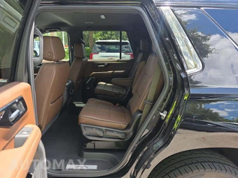2025 Chevrolet Tahoe High Country 3LZ - miniatura 10