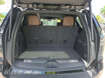 2025 Chevrolet Tahoe High Country 3LZ - miniatura 12