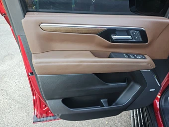 2025 Chevrolet Tahoe High Country 3LZ - miniatura 9