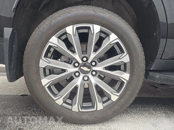 2025 Chevrolet Tahoe High Country 3LZ - miniatura 5