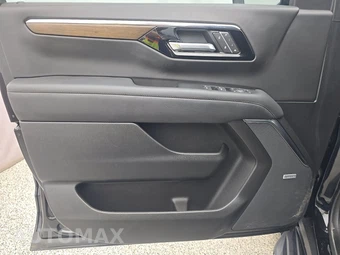 2025 Chevrolet Tahoe High Country 3LZ - miniatura 9