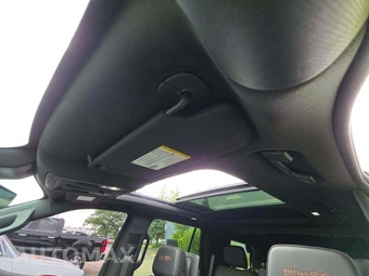 2025 Chevrolet Tahoe High Country 3LZ - miniatura 11