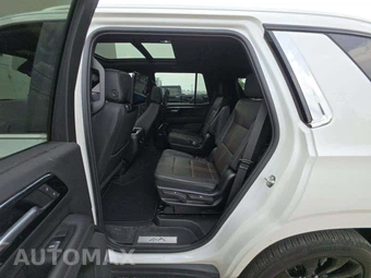 2025 Chevrolet Tahoe High Country 3LZ - miniatura 13