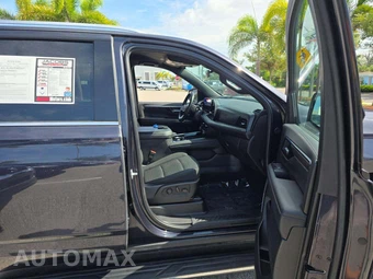 2025 Chevrolet Tahoe LS 1LS - miniatura 19