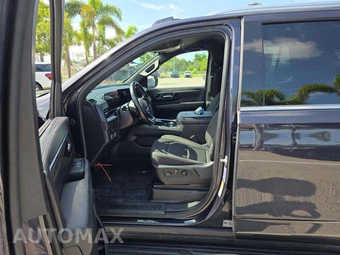 2025 Chevrolet Tahoe LS 1LS - miniatura 6
