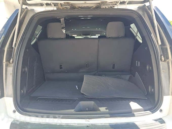 2025 Chevrolet Tahoe LS 1LS - miniatura 12