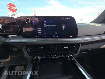 2025 Chevrolet Tahoe LS 1LS - miniatura 10