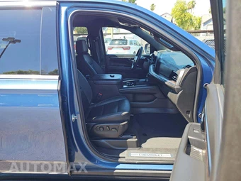 2025 Chevrolet Tahoe LT 1LT - miniatura 16