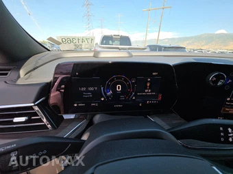 2025 Chevrolet Tahoe LT 1LT - miniatura 12