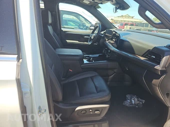2025 Chevrolet Tahoe LT 1LT - miniatura 8