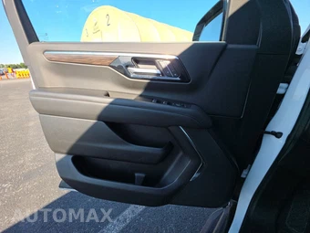 2025 Chevrolet Tahoe LT 1LT - miniatura 9