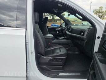 2025 Chevrolet Tahoe LT 1LT - miniatura 8