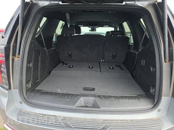 2025 Chevrolet Tahoe LT 1LT - miniatura 17