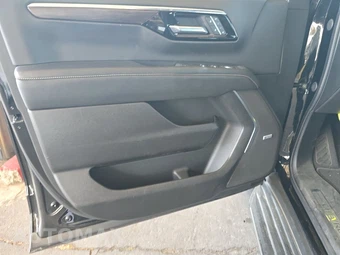 2025 Chevrolet Tahoe Premier 1LZ - miniatura 9