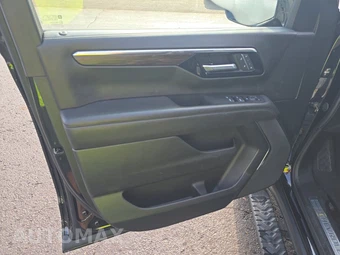 2025 Chevrolet Tahoe Z71 2Z7 - miniatura 9