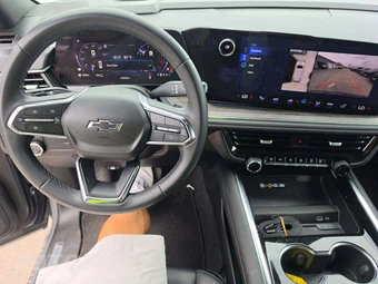 2025 Chevrolet Tahoe Z71 2Z7 - miniatura 10
