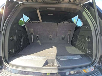 2025 Chevrolet Tahoe Z71 2Z7 - miniatura 12