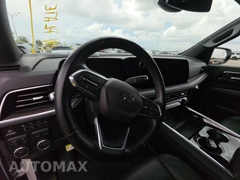 2025 Chevrolet Tahoe Z71 2Z7 - miniatura 10