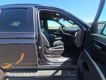 2025 Chevrolet Tahoe Z71 2Z7 - miniatura 16