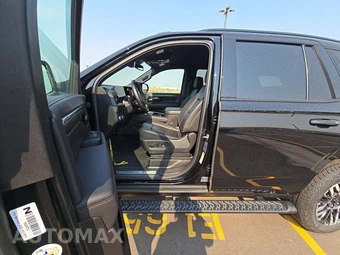 2025 Chevrolet Tahoe Z71 2Z7 - miniatura 3