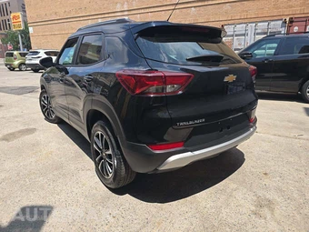 2025 Chevrolet Trailblazer LT 1LT - miniatura 2