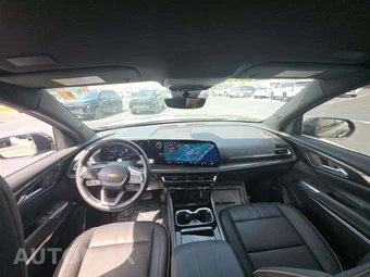 2025 Chevrolet Traverse High Country 1LZ - miniatura 7
