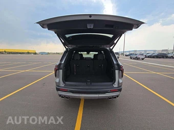 2025 Chevrolet Traverse Z71 - miniatura 11