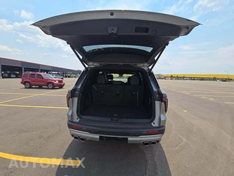 2025 Chevrolet Traverse Z71 - miniatura 11