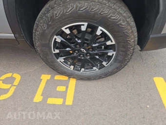 2025 Chevrolet Traverse Z71 - miniatura 10